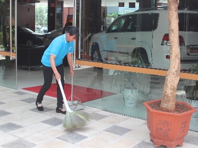 如何選擇好的昆明商場保潔公司:一級的昆明寫字樓保潔圖片|如何選擇好的昆明商場保潔公司:一級的昆明寫字樓保潔產(chǎn)品圖片由云南瑞龍保潔服務(wù)公司生產(chǎn)提供-